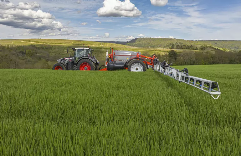 METRIS 2 RHA3 36 м в транспортном положении