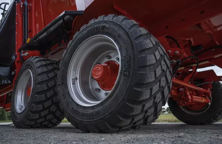 Ось балансира тележки на PROFILE 2.M