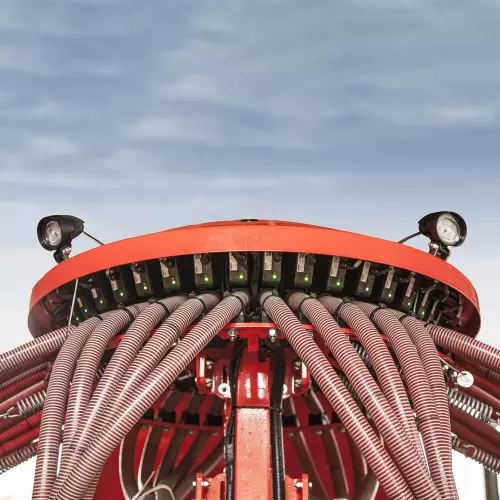 Рабочее освещение на сеялке ESPRO