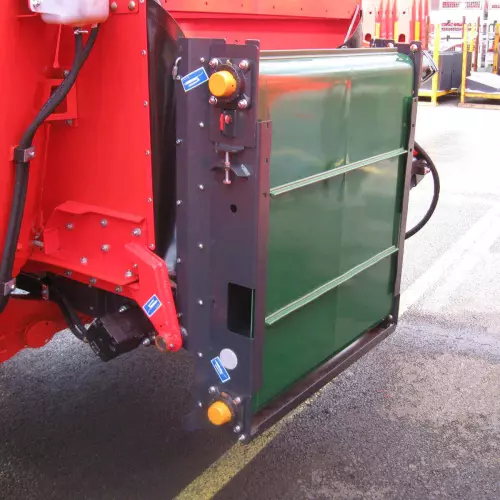 Наклоняющиеся конвейеры PROFILE бесшумные, не засоряются и просты в обслуживании