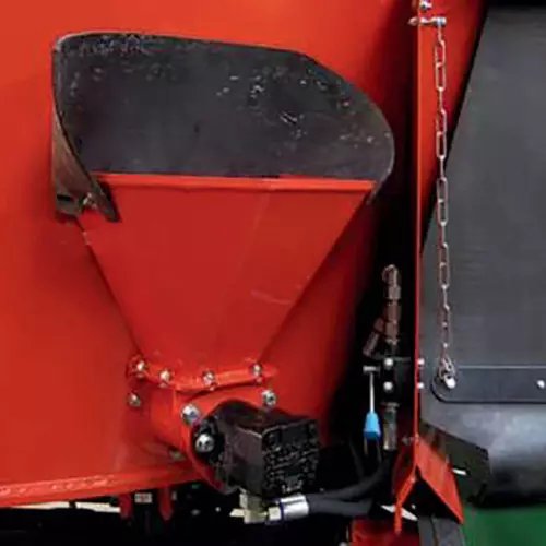 Окно для минерального сырья со встроенным шнеком