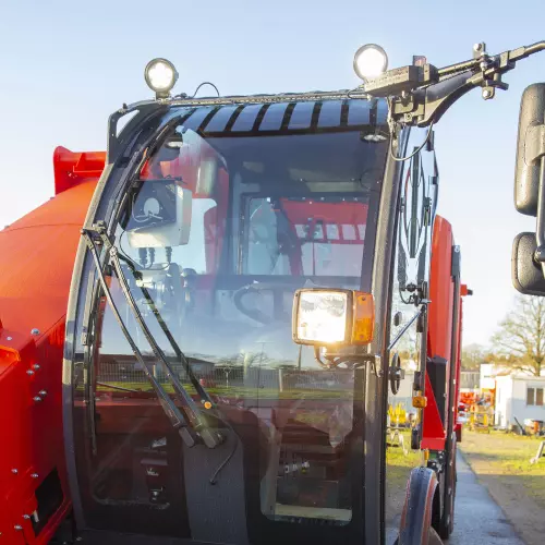 Зеркала заднего вида с электроприводом складывания, идеальное решение для работы в сложных местах