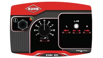 Оператор управляет различными функциями машины из кабины.