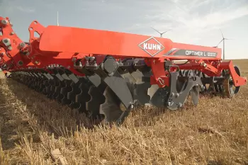 4 полиуретановых блока обеспечивают 15 см горизонтальный клиренс для достижения оптимального результата без риска забивания