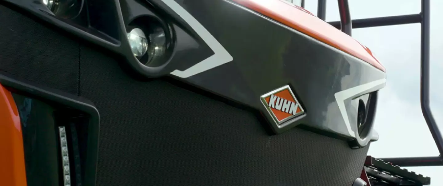 Крышка дизельного бака