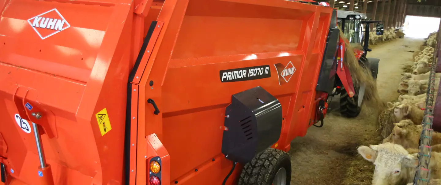 KUHN PRIMOR 15070 М в режиме подачи