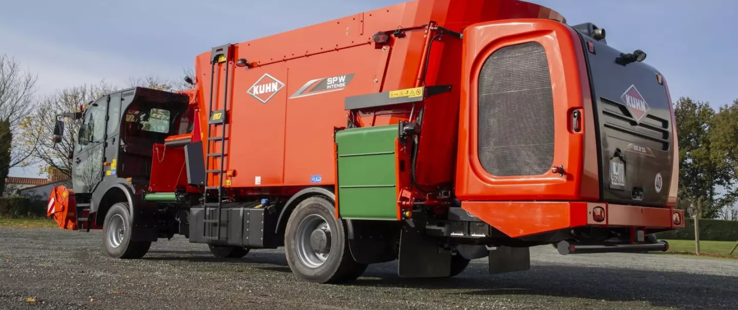 SPW INTENSE за работой